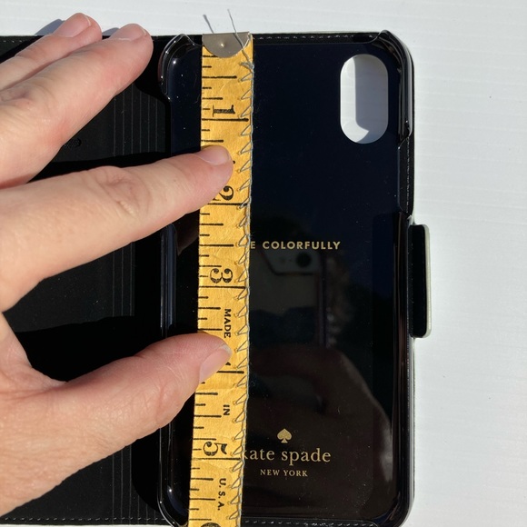 Gorgeous Kate Spade “hello” 2 card iPhone case - Picture 9 of 13